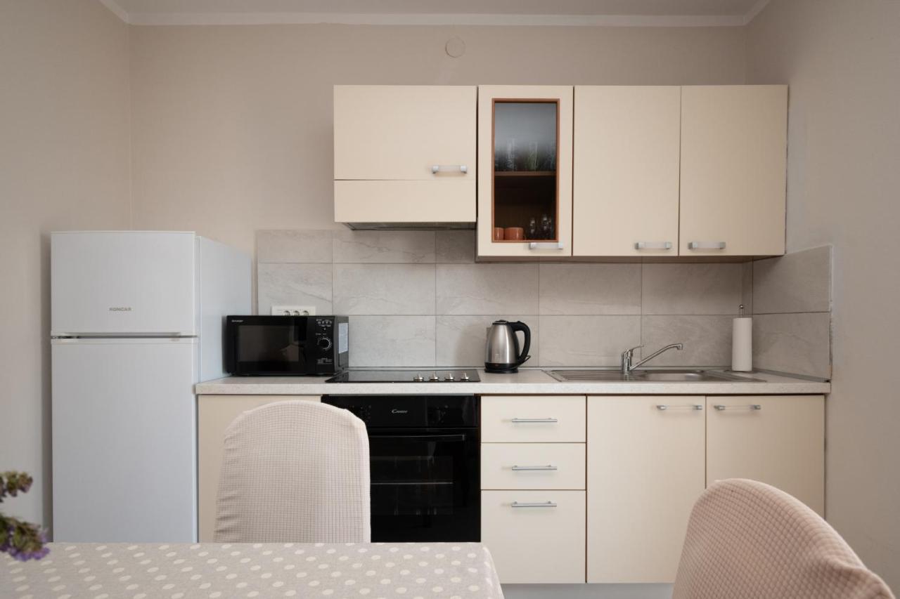 Apartments With A Parking Space Povljana, Pag - 6298 Exterior photo